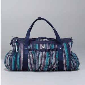 Lululemon Keep On Running Duffel in Needa Margarita Cadet Blue